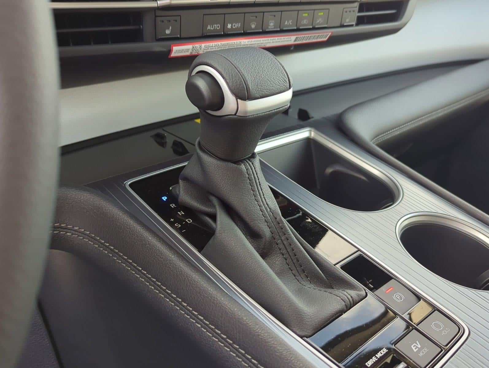 2026 Toyota Sienna XLE FWD 8-Passenger (Natl)