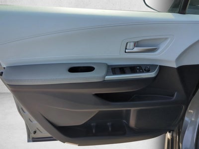 2026 Toyota Sienna XLE FWD 8-Passenger (Natl)