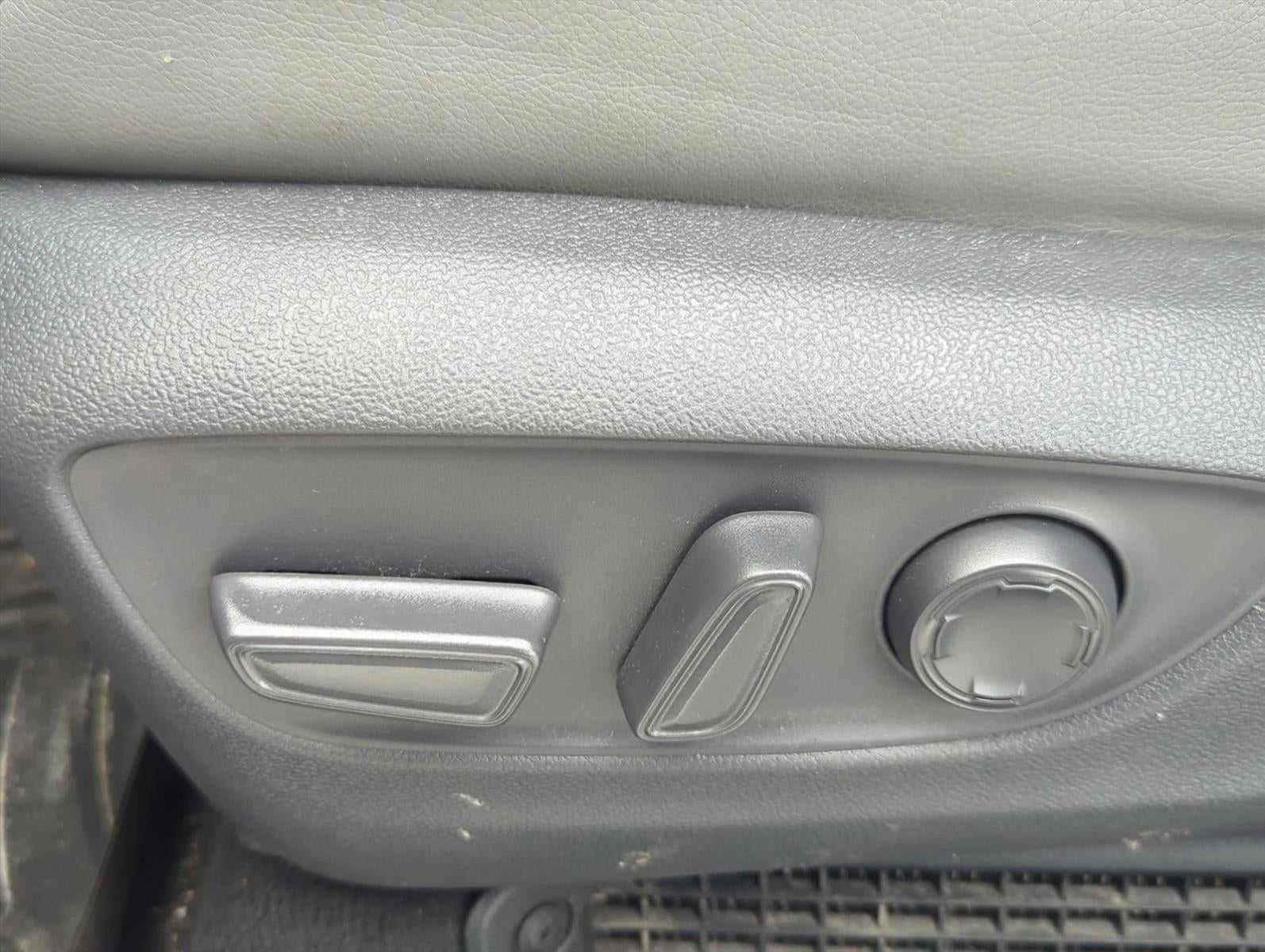 2021 Toyota Sienna XLE FWD 7-Passenger (Natl)