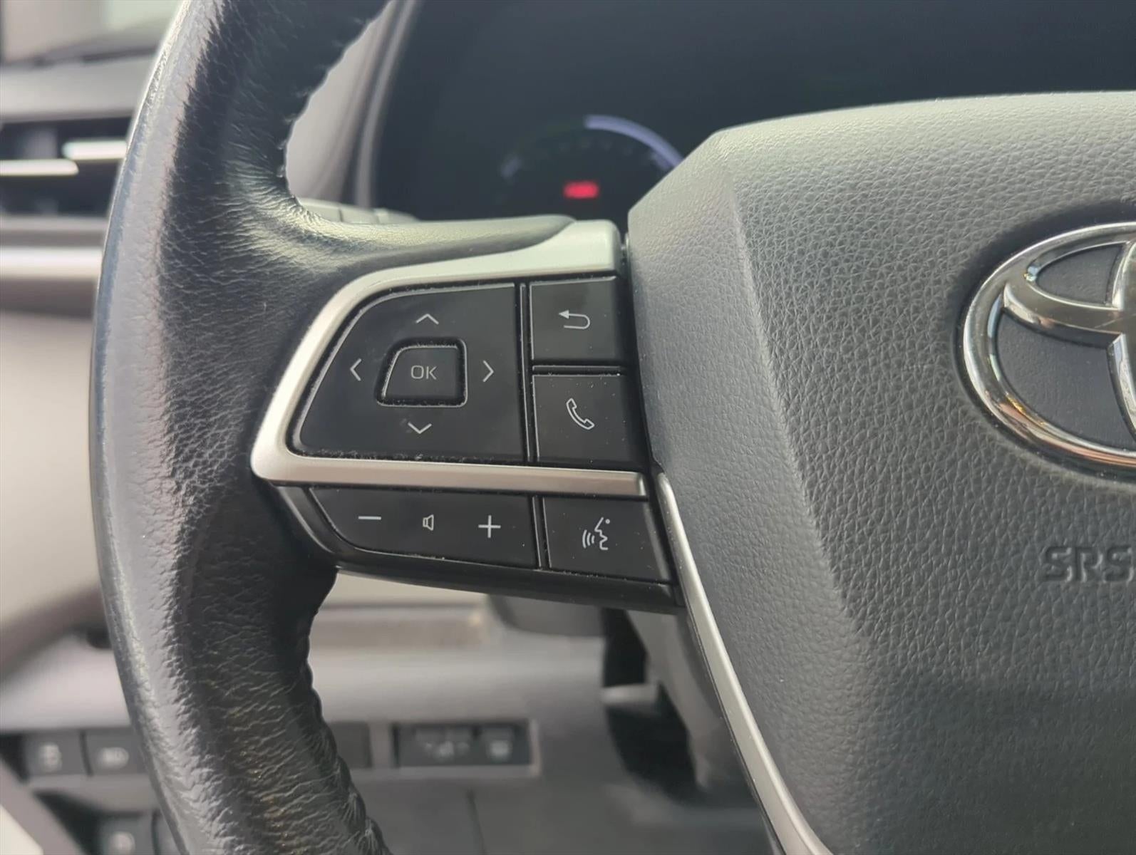 2021 Toyota Sienna XLE FWD 7-Passenger (Natl)