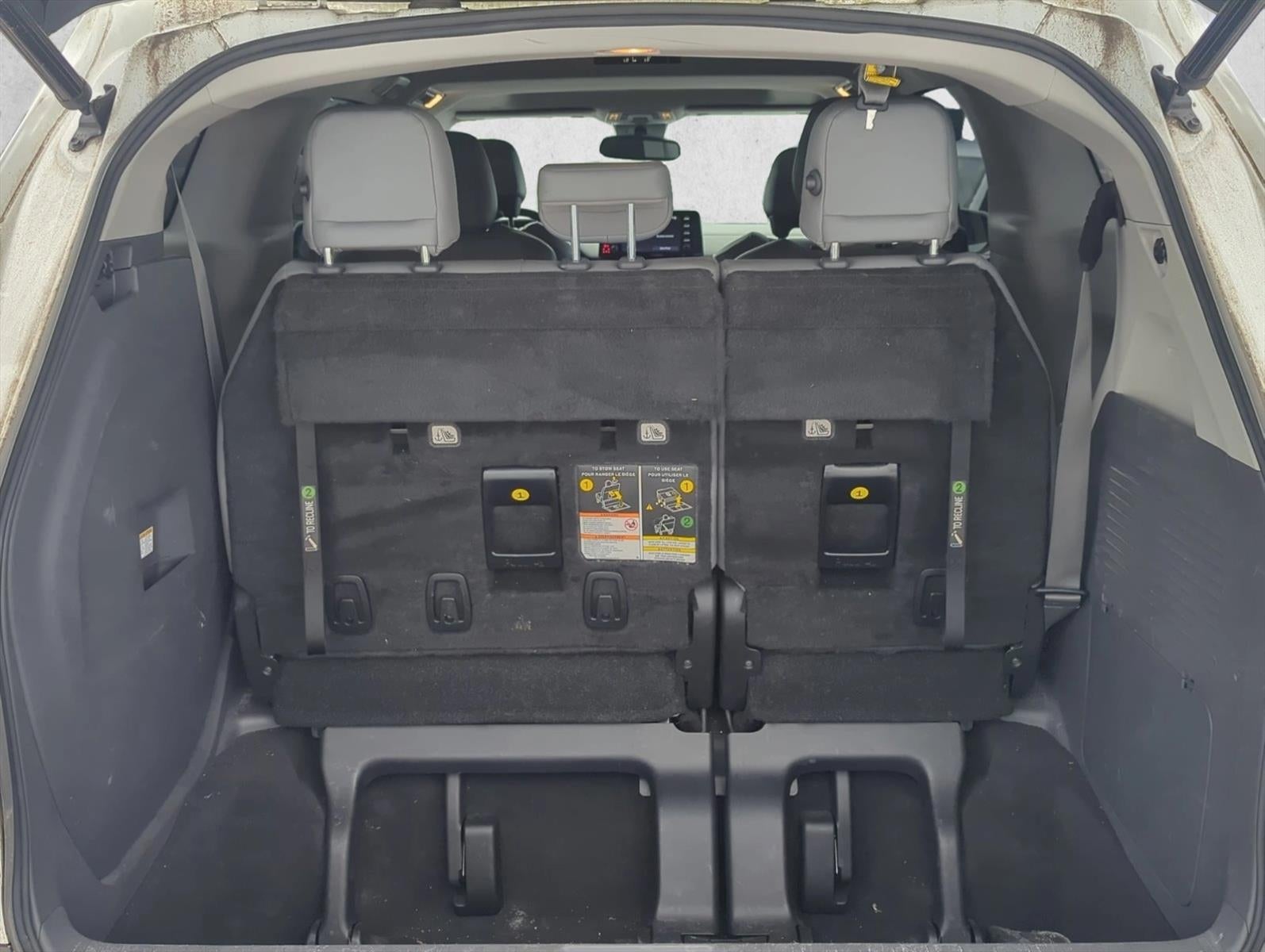 2021 Toyota Sienna XLE FWD 7-Passenger (Natl)