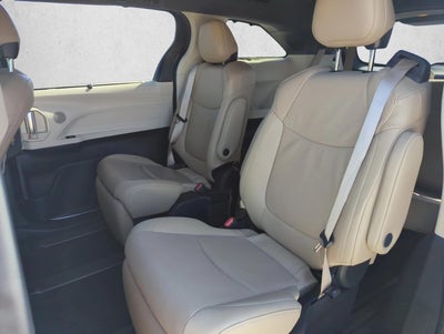 2024 Toyota Sienna Limited FWD 7-Passenger (Natl)