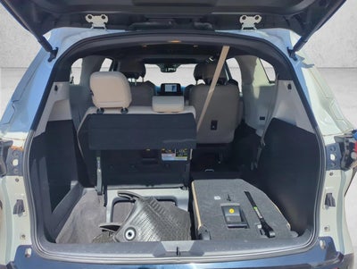 2024 Toyota Sienna Limited FWD 7-Passenger (Natl)