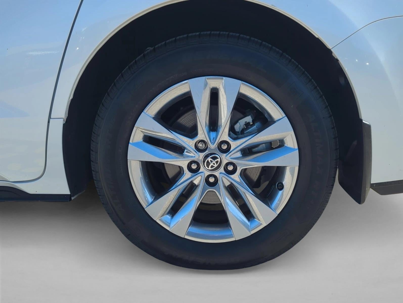 2024 Toyota Sienna Limited FWD 7-Passenger (Natl)