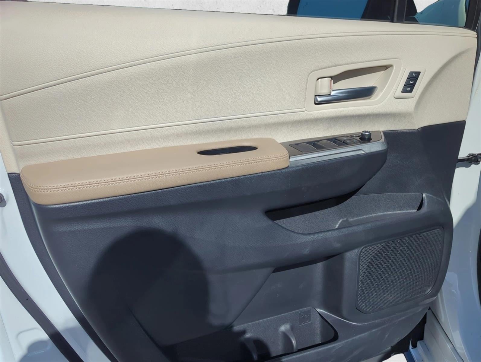 2024 Toyota Sienna Limited FWD 7-Passenger (Natl)