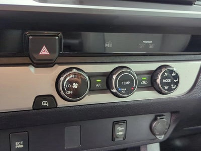 2017 Toyota Tacoma SR Double Cab 5' Bed I4 4x2 AT (GS)