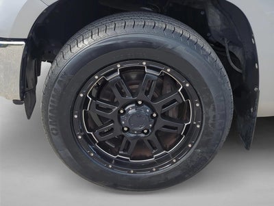 2017 Toyota Tundra 2WD 2WD SR5 CrewMax 5.5' Bed 5.7L FFV (SE)