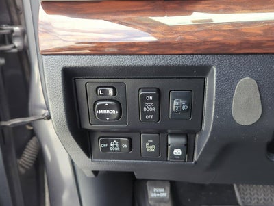 2017 Toyota Tundra 4WD 4WD Limited CrewMax 5.5' Bed 5.7L FFV (Natl)