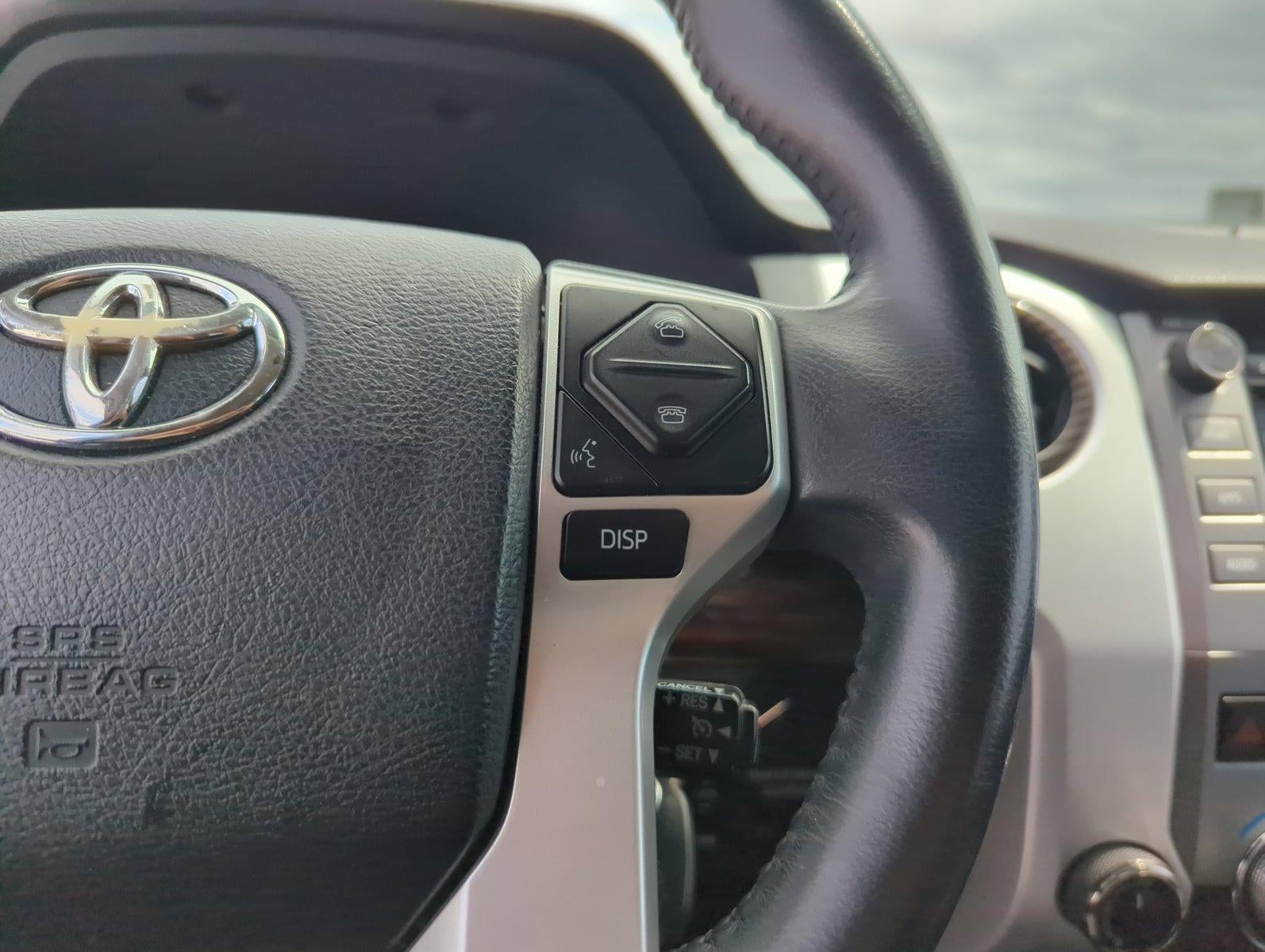 2017 Toyota Tundra 4WD 4WD Limited CrewMax 5.5' Bed 5.7L FFV (Natl)