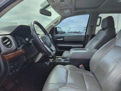 2017 Toyota Tundra 4WD 4WD Limited CrewMax 5.5' Bed 5.7L FFV (Natl)