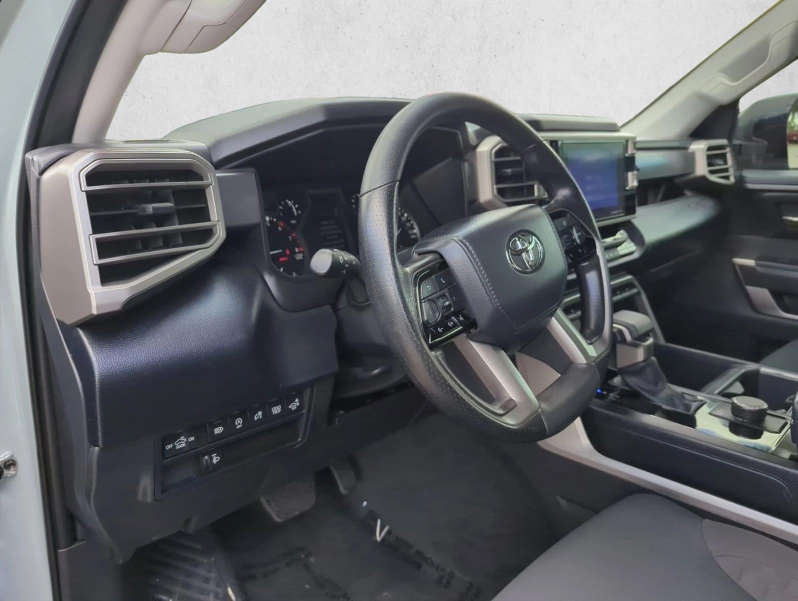 2024 Toyota Tundra 2WD 2WD SR5 CrewMax 5.5' Bed (SE)