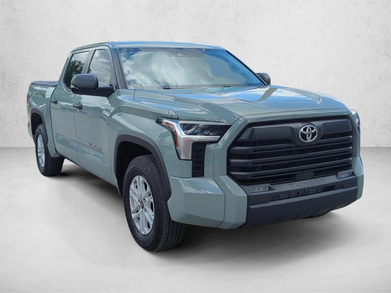 2024 Toyota Tundra 2WD 2WD SR5 CrewMax 5.5' Bed (SE)