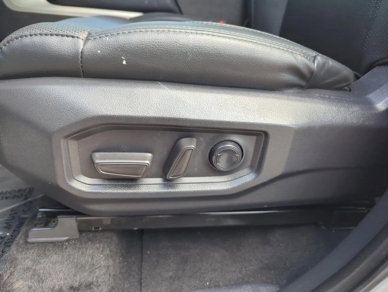 2024 Toyota Tundra 2WD 2WD SR5 CrewMax 5.5' Bed (SE)