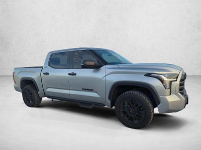 2024 Toyota Tundra 4WD 4WD SR5 CrewMax 5.5' Bed (Natl)