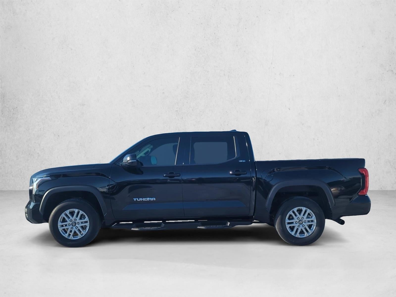 2025 Toyota Tundra 4WD 4WD SR5 CrewMax 5.5' Bed (SE)