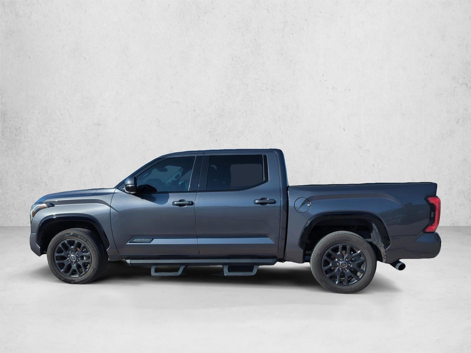 2023 Toyota Tundra 4WD 4WD Platinum CrewMax 5.5' Bed (Natl)