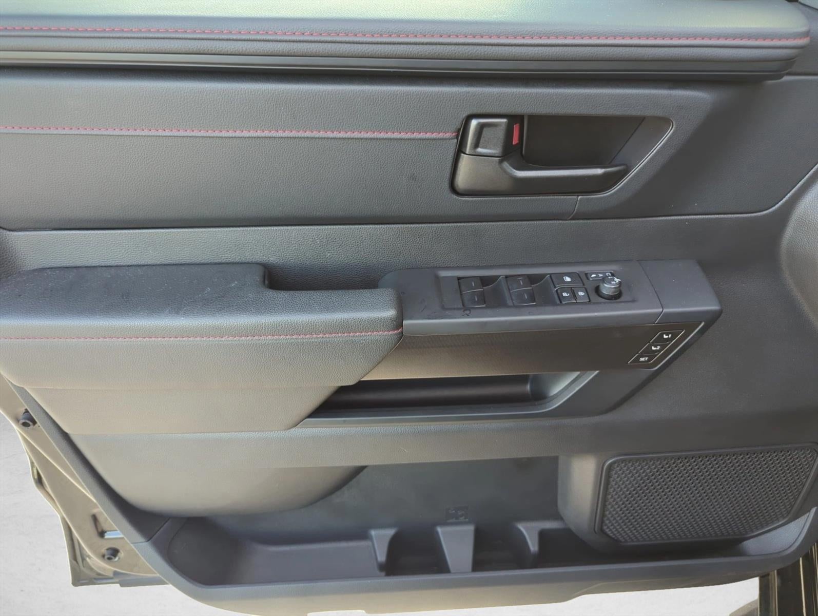 2025 Toyota Tundra 4WD 4WD TRD Pro Hybrid CrewMax 5.5' Bed (Natl)