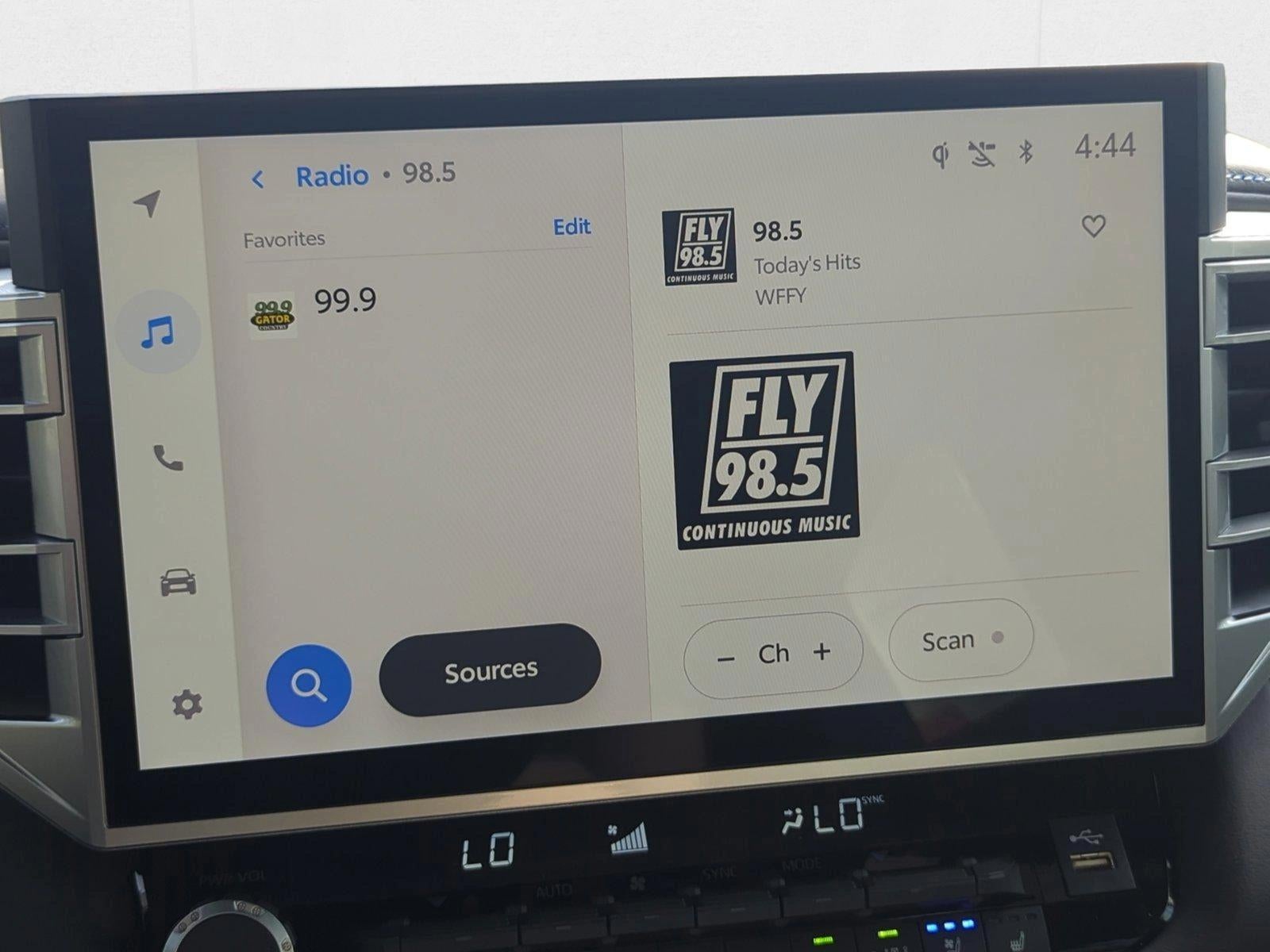 2025 Toyota Tundra 4WD 4WD Platinum Hybrid CrewMax 5.5' Bed (Natl)