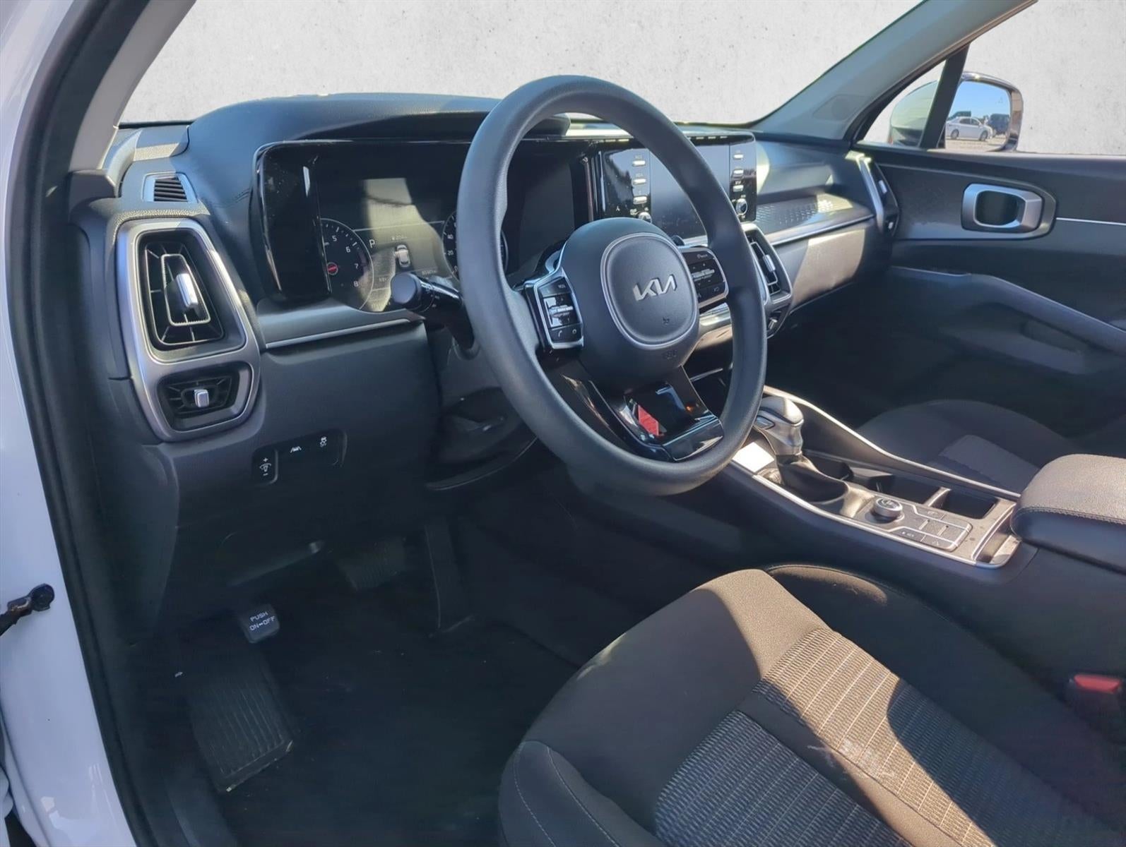 2023 Kia Sorento LX FWD