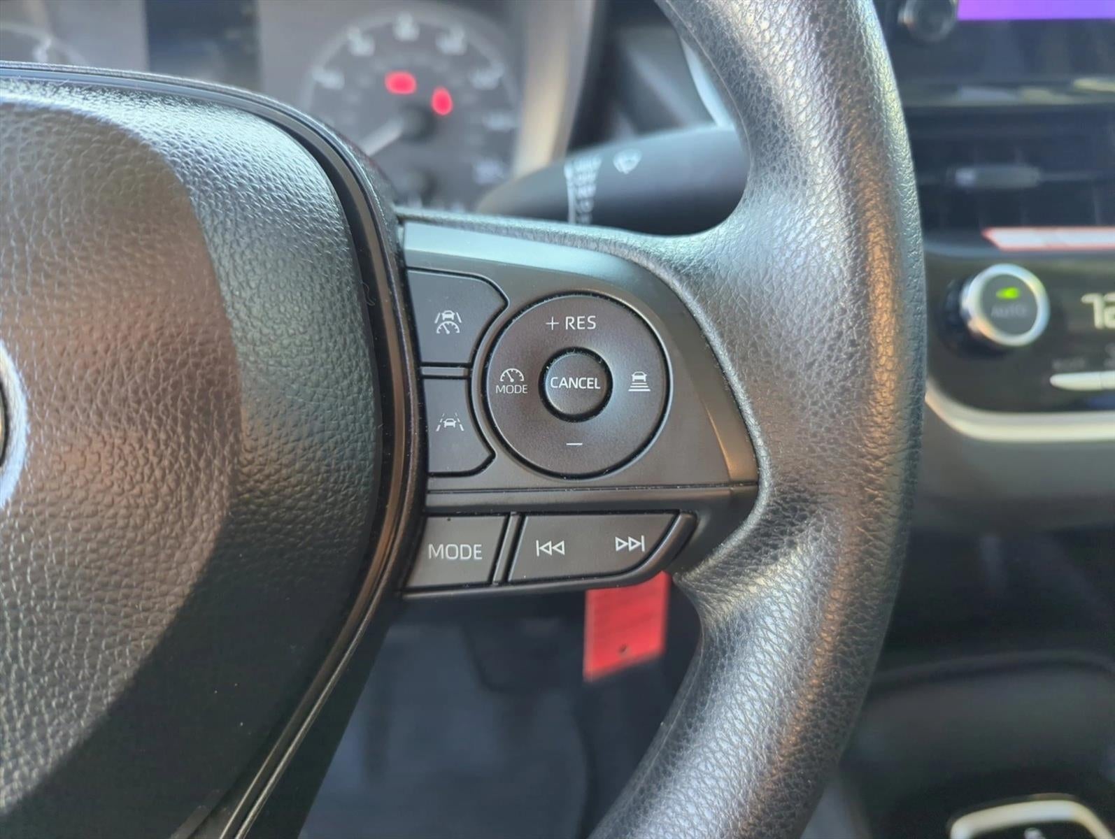 2025 Toyota Corolla LE CVT (Natl)