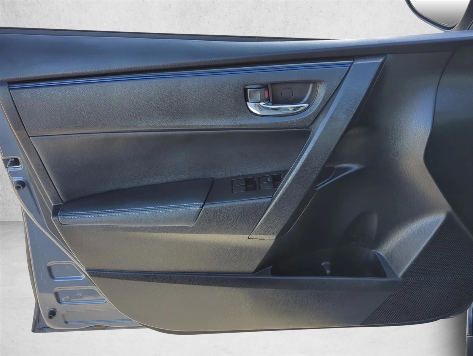 2019 Toyota Corolla SE CVT (Natl)