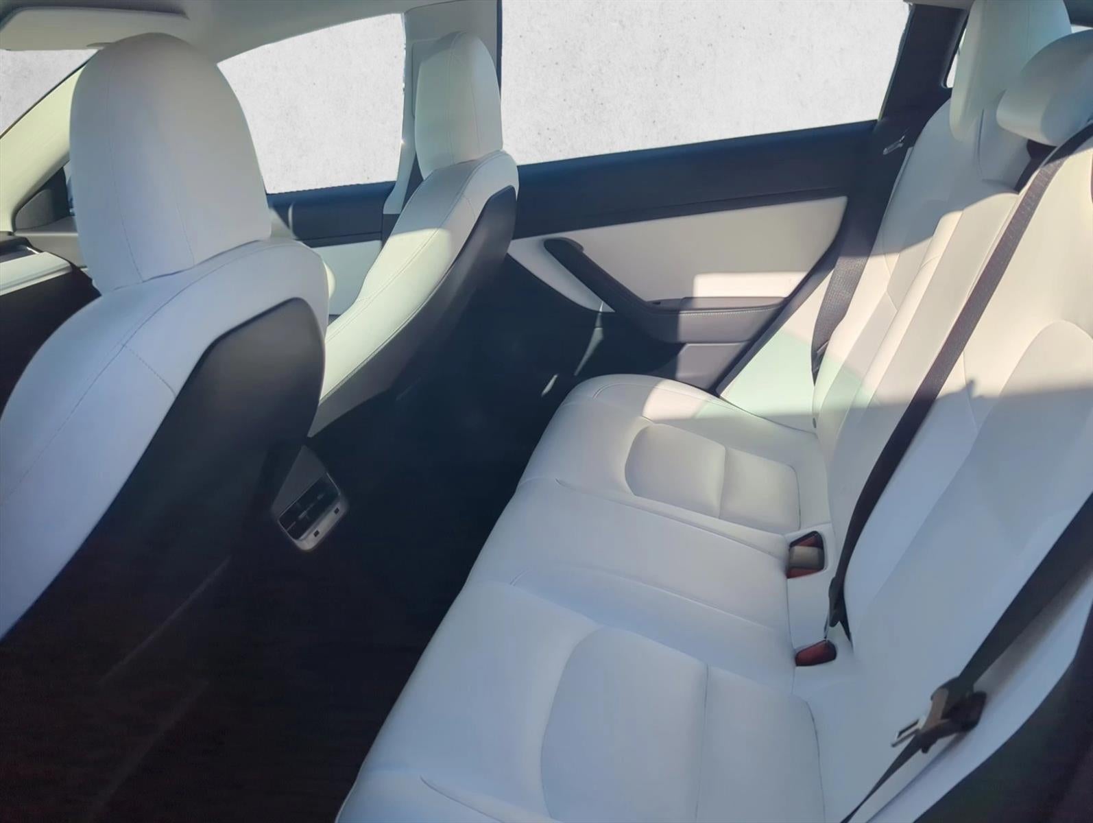 2020 Tesla Model 3 Standard Range RWD