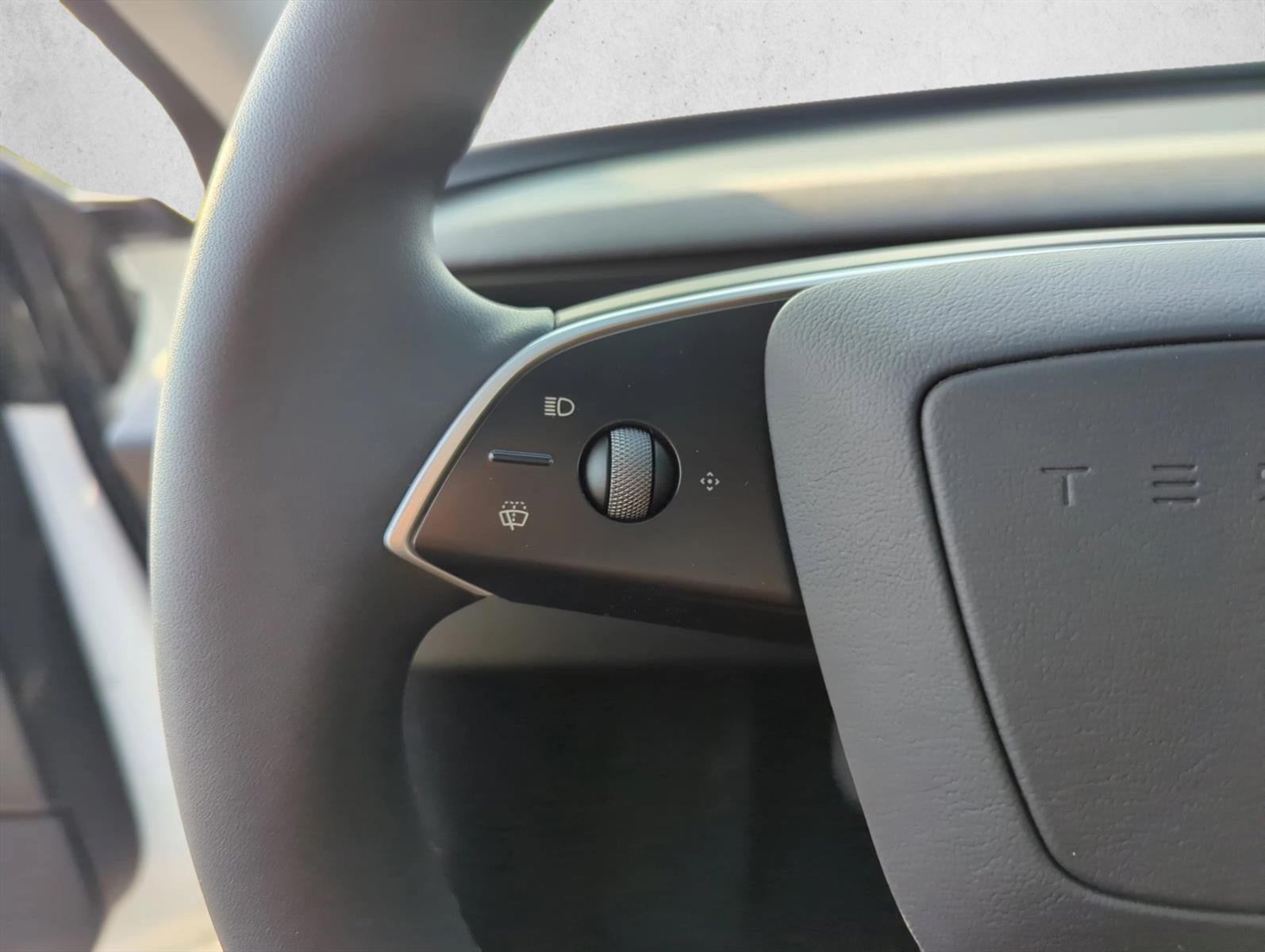 2025 Tesla Model 3 Standard RWD