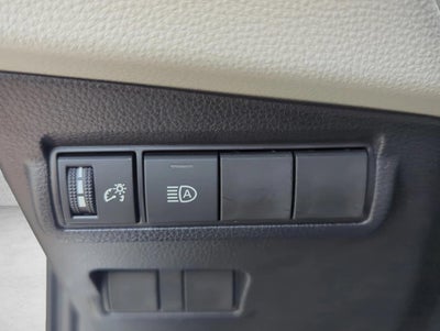 2025 Toyota Corolla Cross L 2WD (Natl)