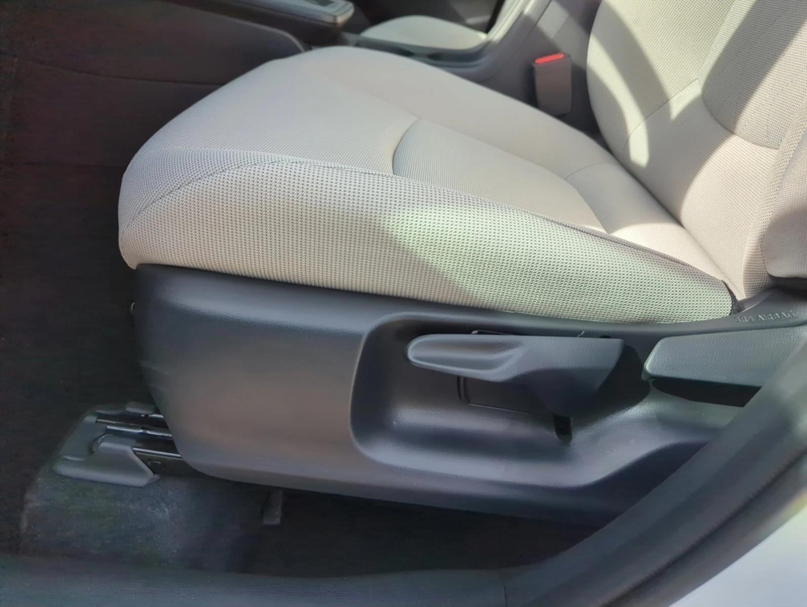 2026 Toyota Corolla Cross L 2WD (Natl)