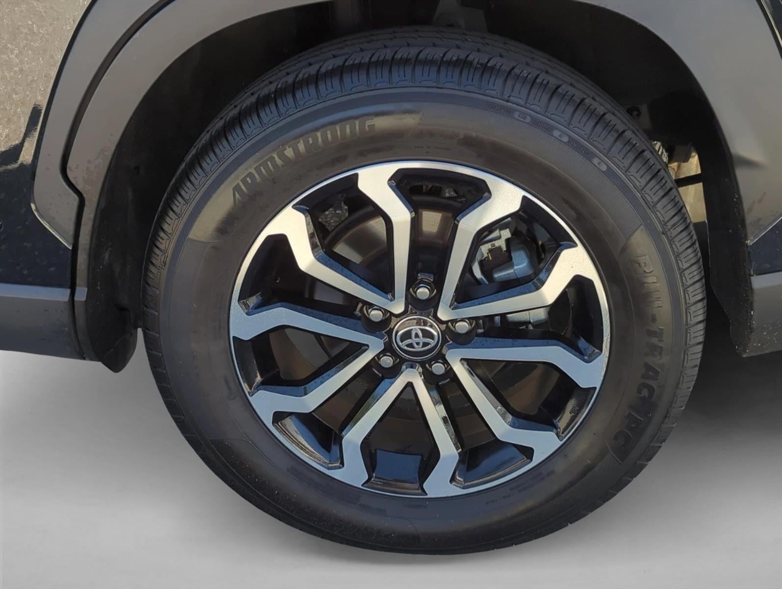 2024 Toyota Corolla Cross Hybrid S 4WD (Natl)