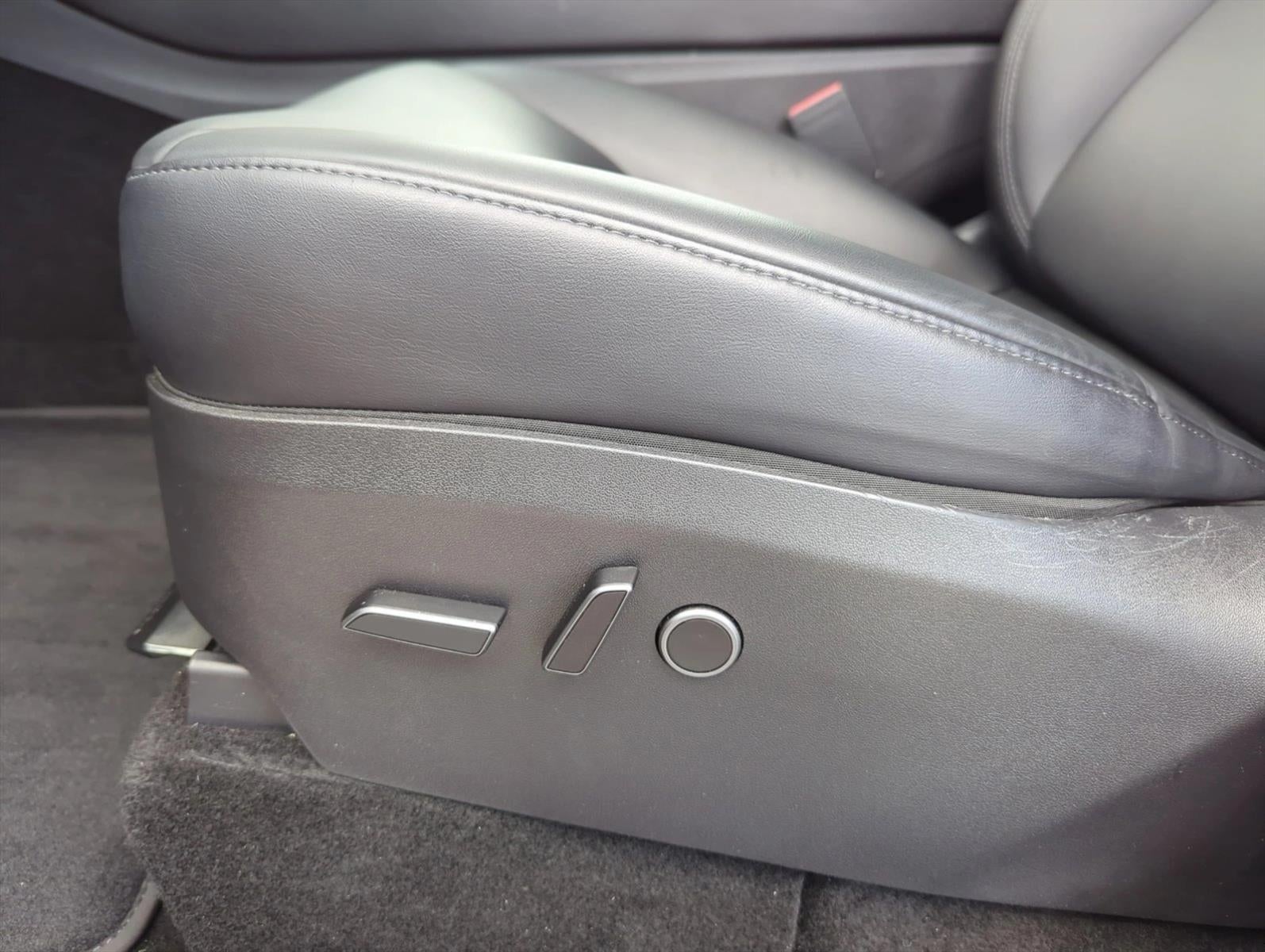 2022 Tesla Model Y Long Range AWD