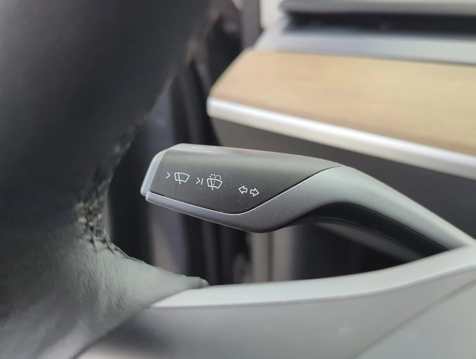 2022 Tesla Model Y Long Range AWD