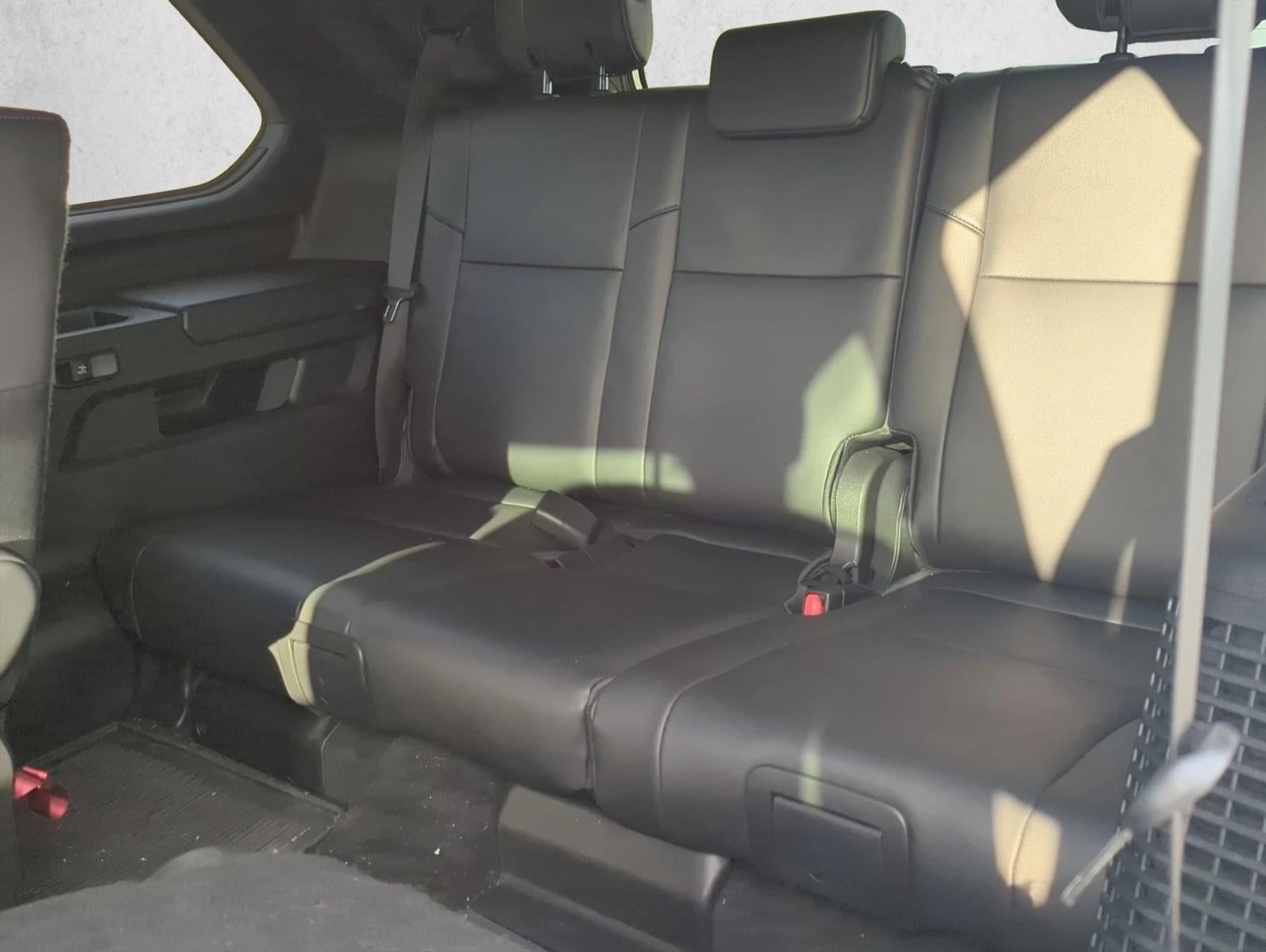 2024 Toyota Sequoia Platinum RWD (Natl)