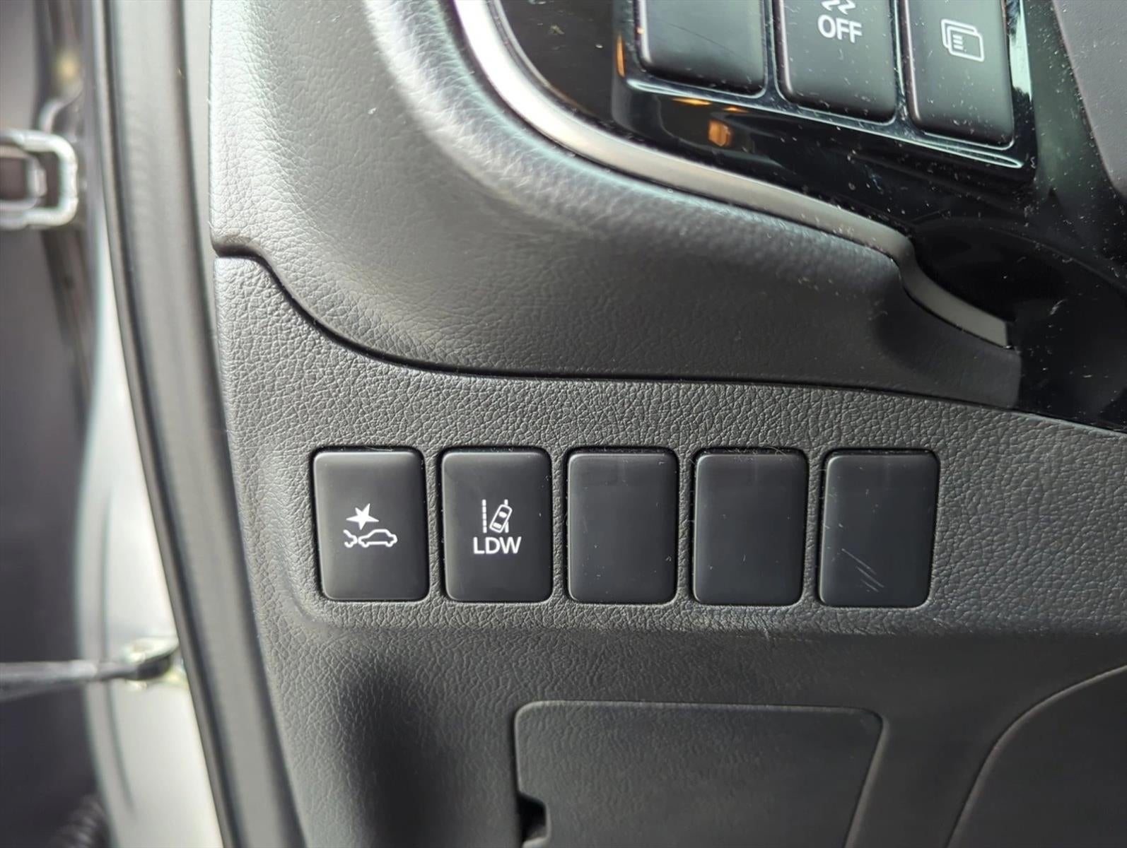 2020 Mitsubishi Outlander SE FWD