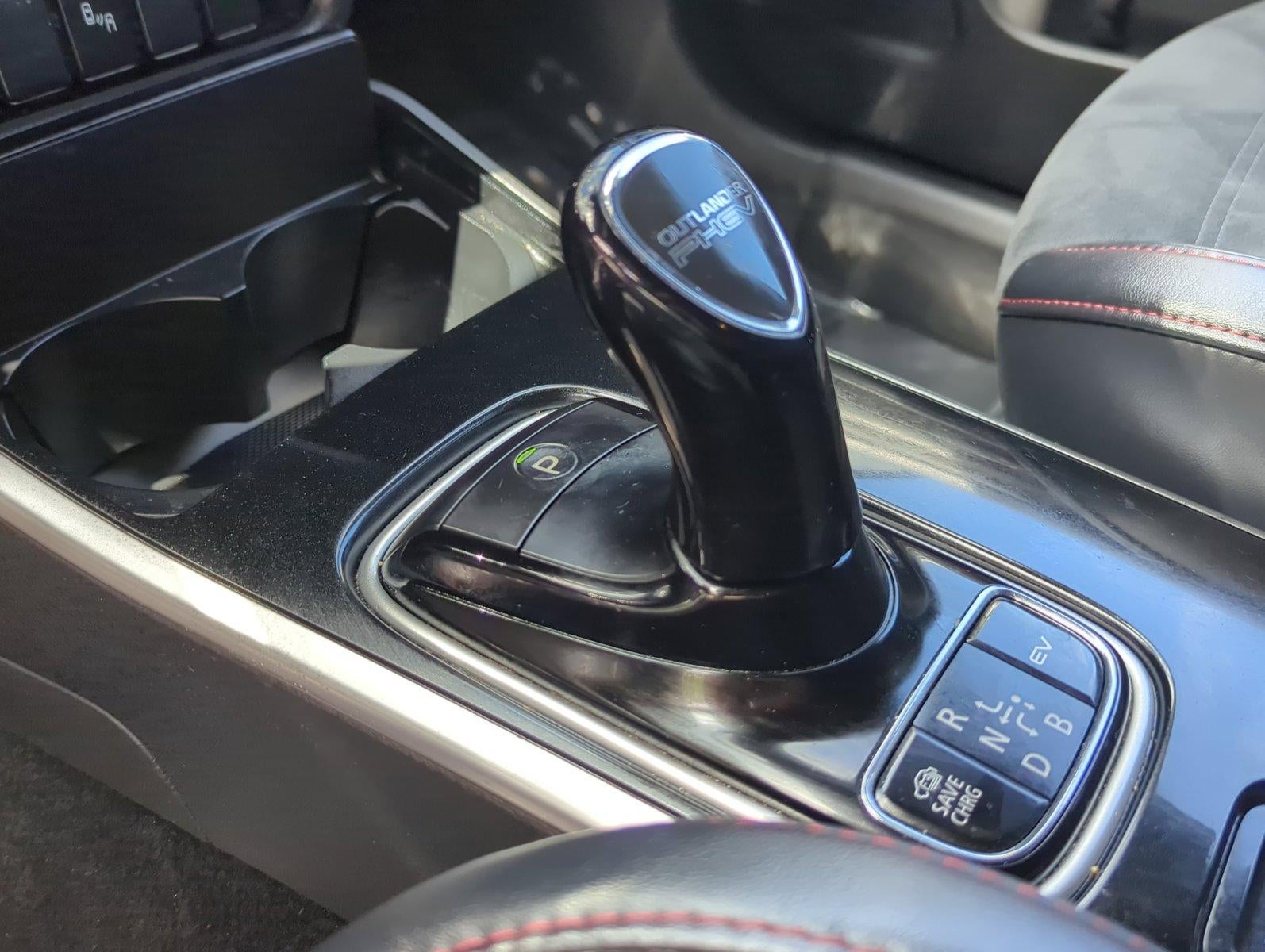 2022 Mitsubishi Outlander PHEV LE S-AWC