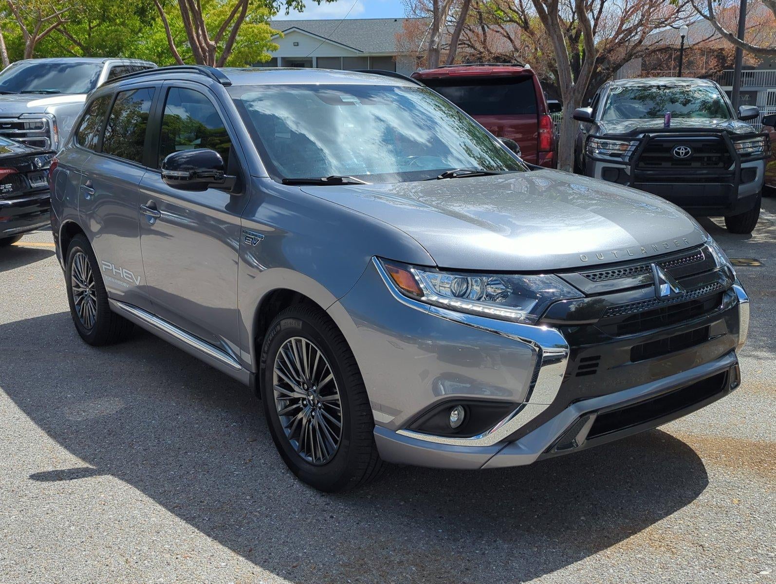 2022 Mitsubishi Outlander PHEV LE S-AWC
