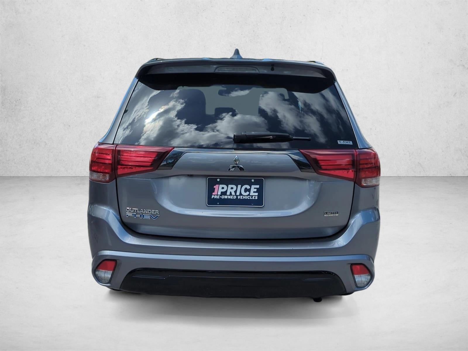 2022 Mitsubishi Outlander PHEV LE S-AWC