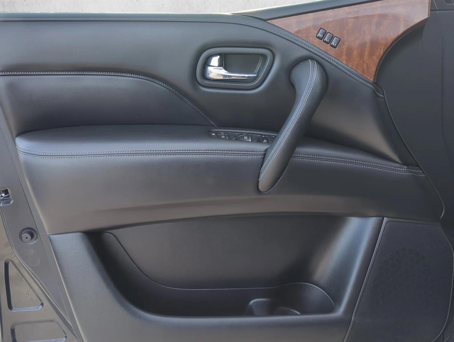 2018 INFINITI QX80 4WD