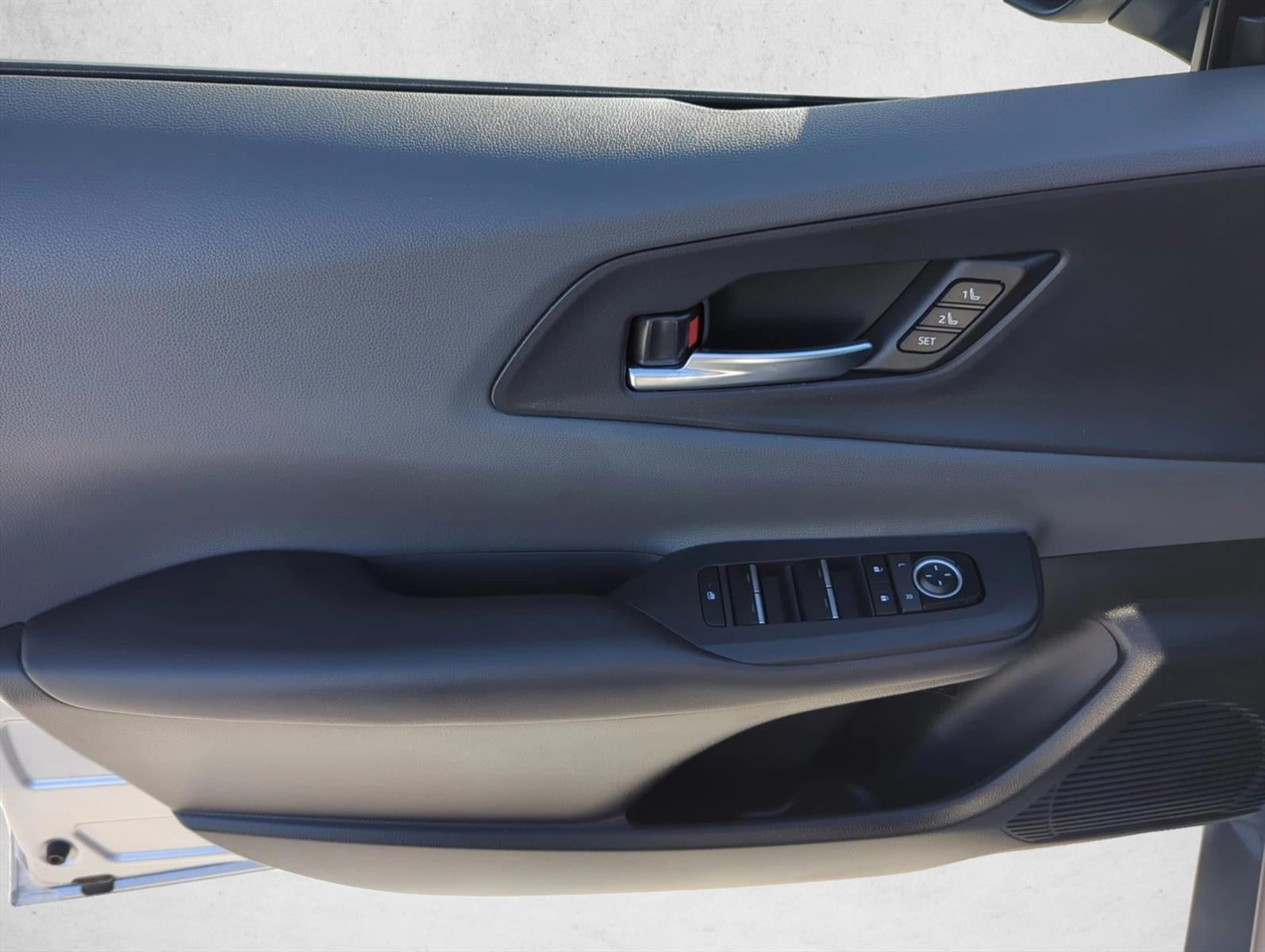 2024 Toyota Prius Limited (Natl)