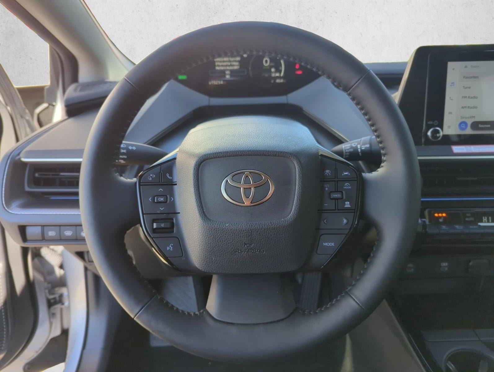 2025 Toyota Prius XLE (Natl)