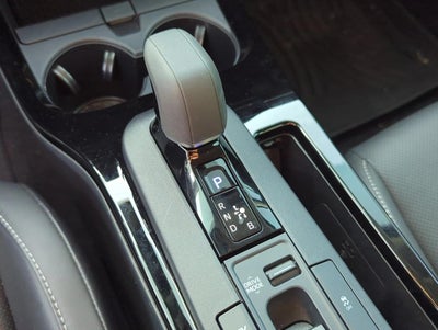 2025 Toyota Prius XLE (Natl)