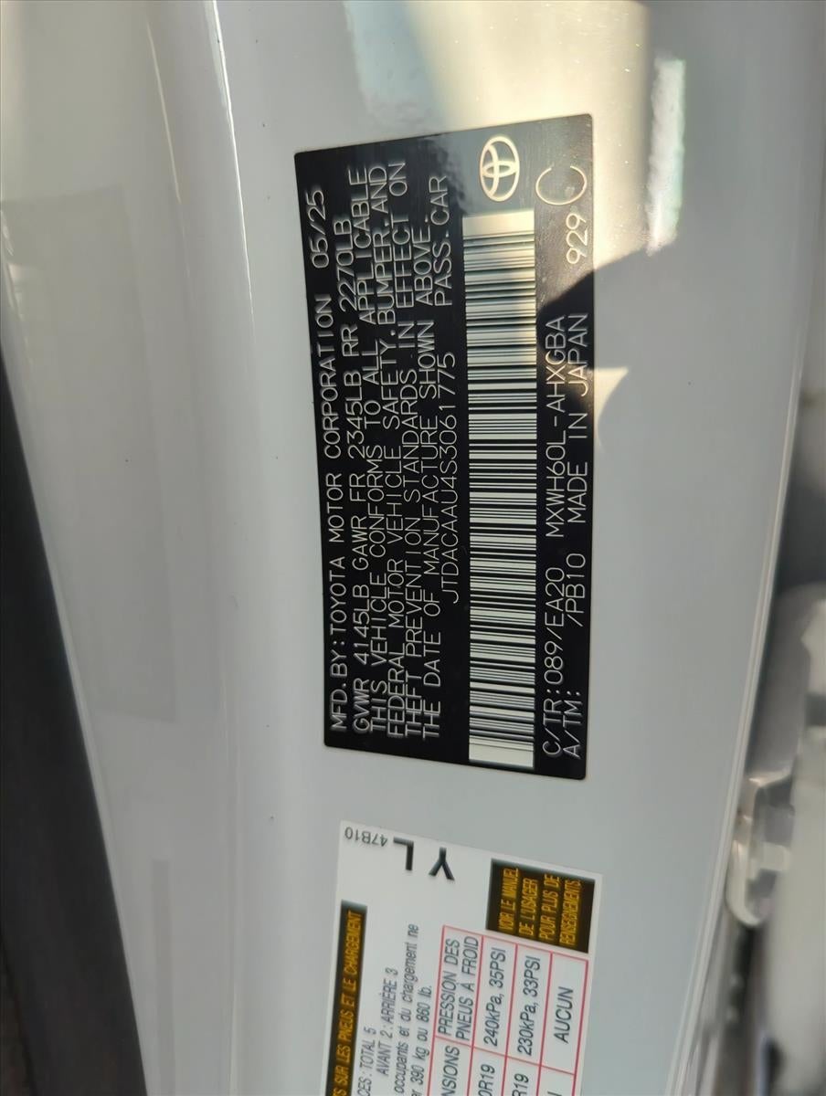2025 Toyota Prius XLE (Natl)
