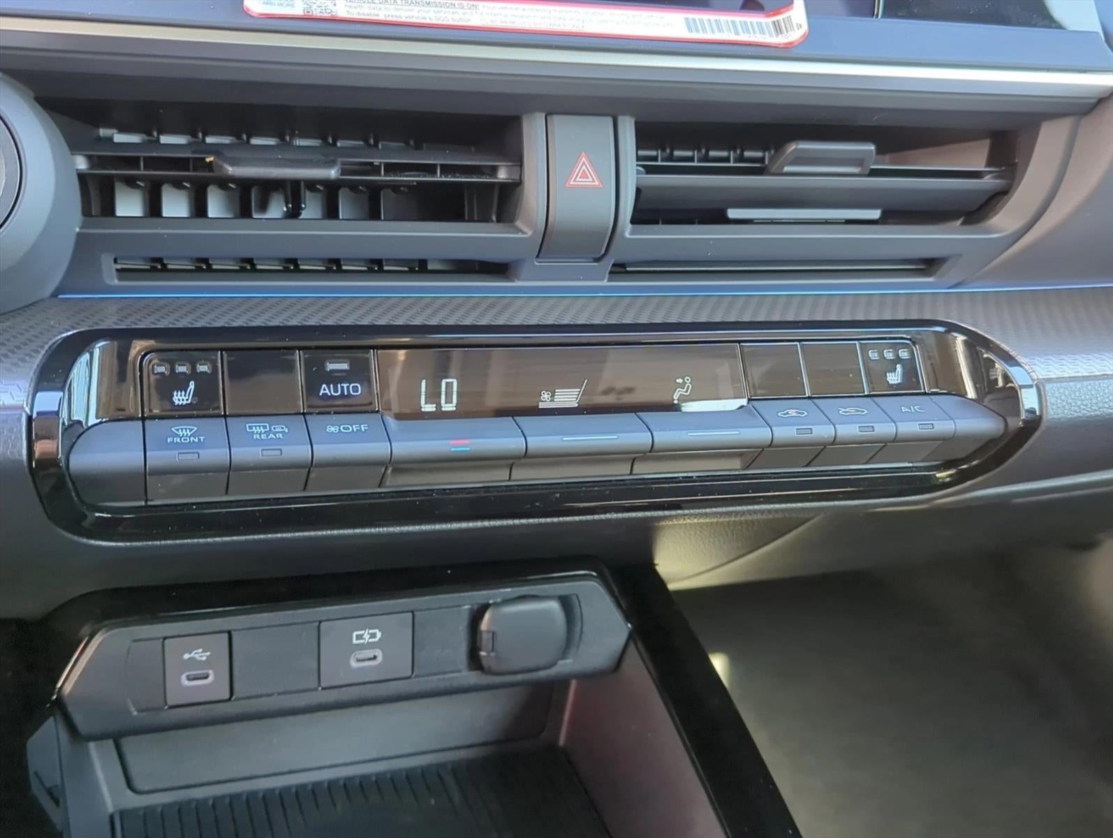 2025 Toyota Prius XLE (Natl)