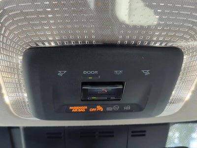 2023 Toyota Prius Limited AWD (Natl)