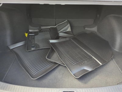 2026 Toyota Corolla Hybrid LE FWD (Natl)