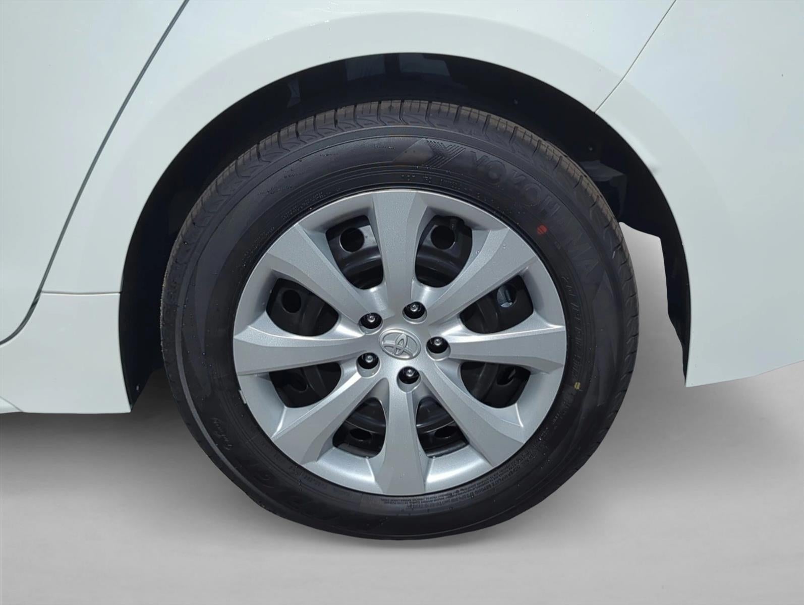 2026 Toyota Corolla Hybrid LE FWD (Natl)