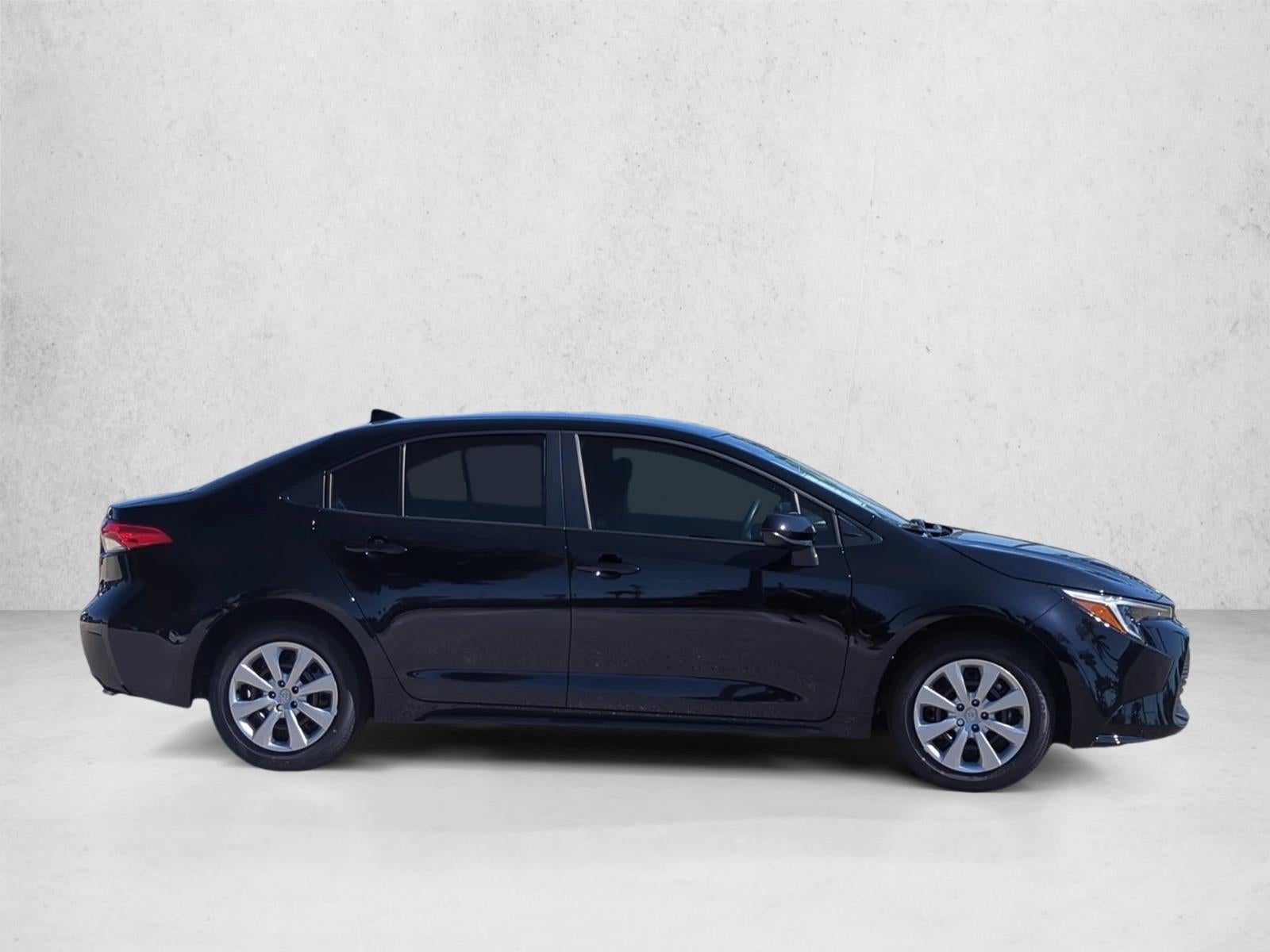 2026 Toyota Corolla Hybrid LE FWD (Natl)