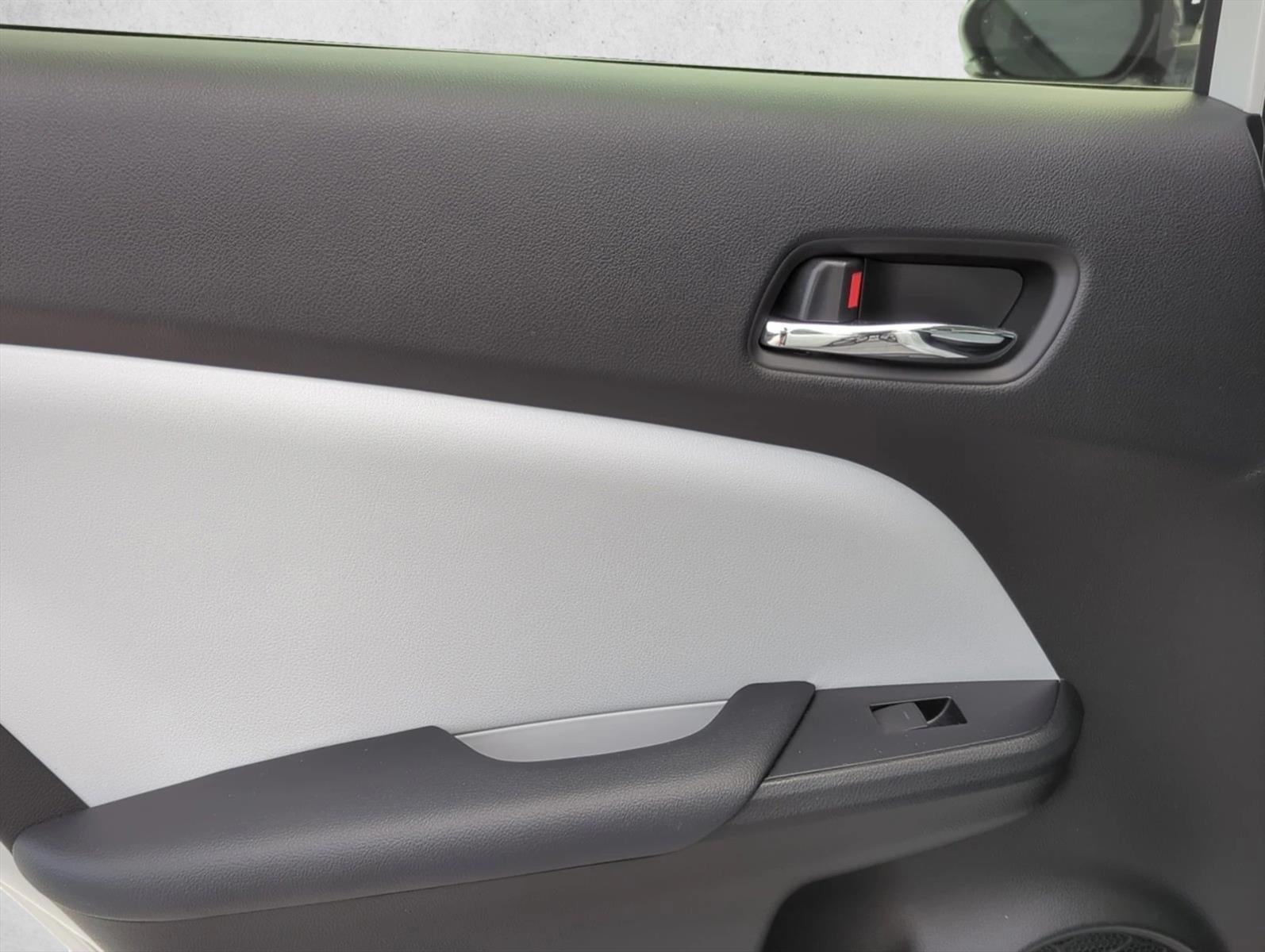 2019 Toyota Prius XLE (Natl)