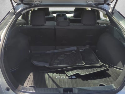 2018 Toyota Prius Three (Natl)