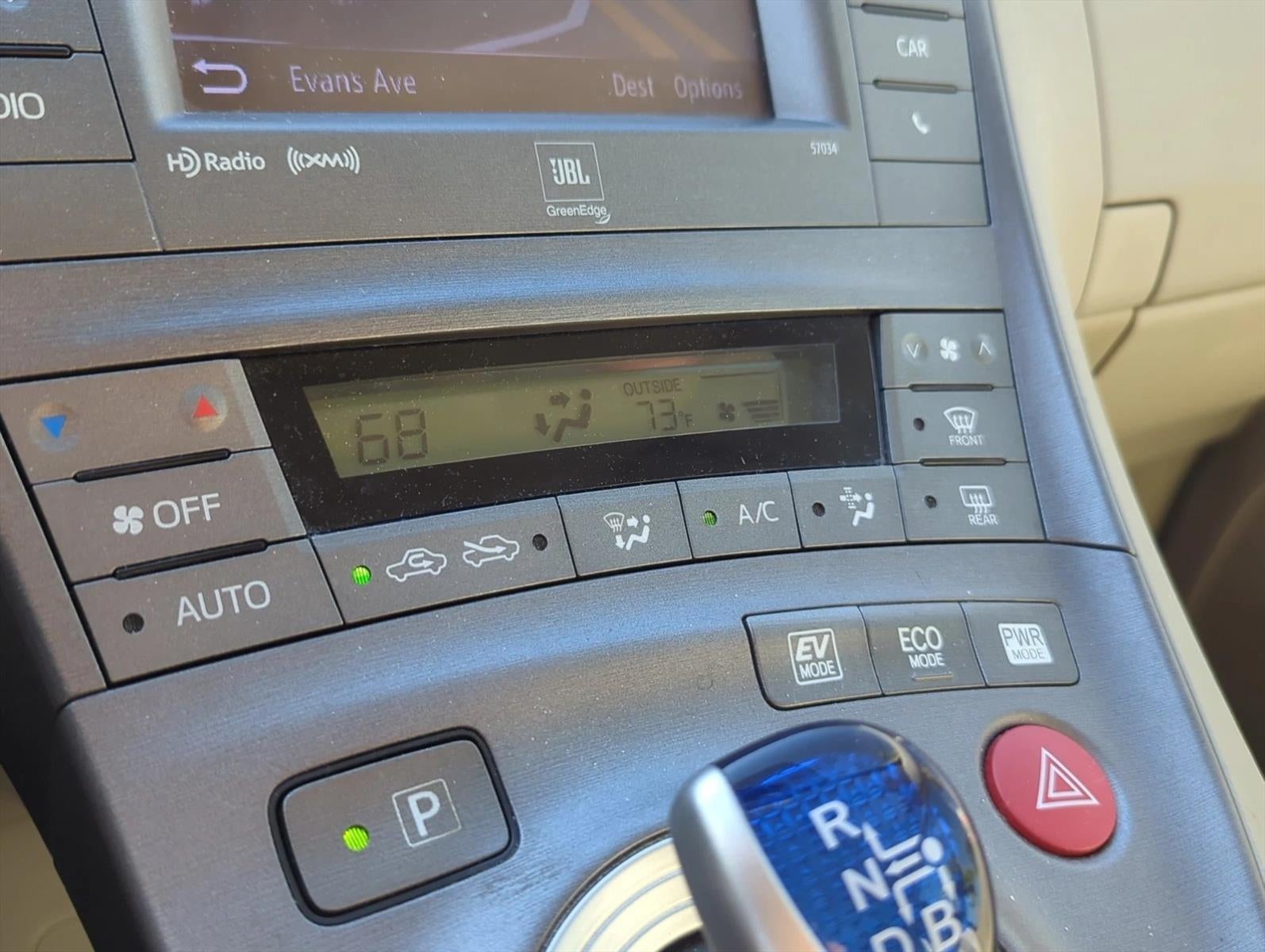 2014 Toyota Prius 5dr HB Four (Natl)